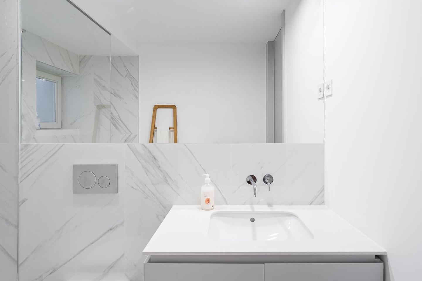 Guestready - Downtown Refuge With Private Parking Apartment Porto Exterior foto